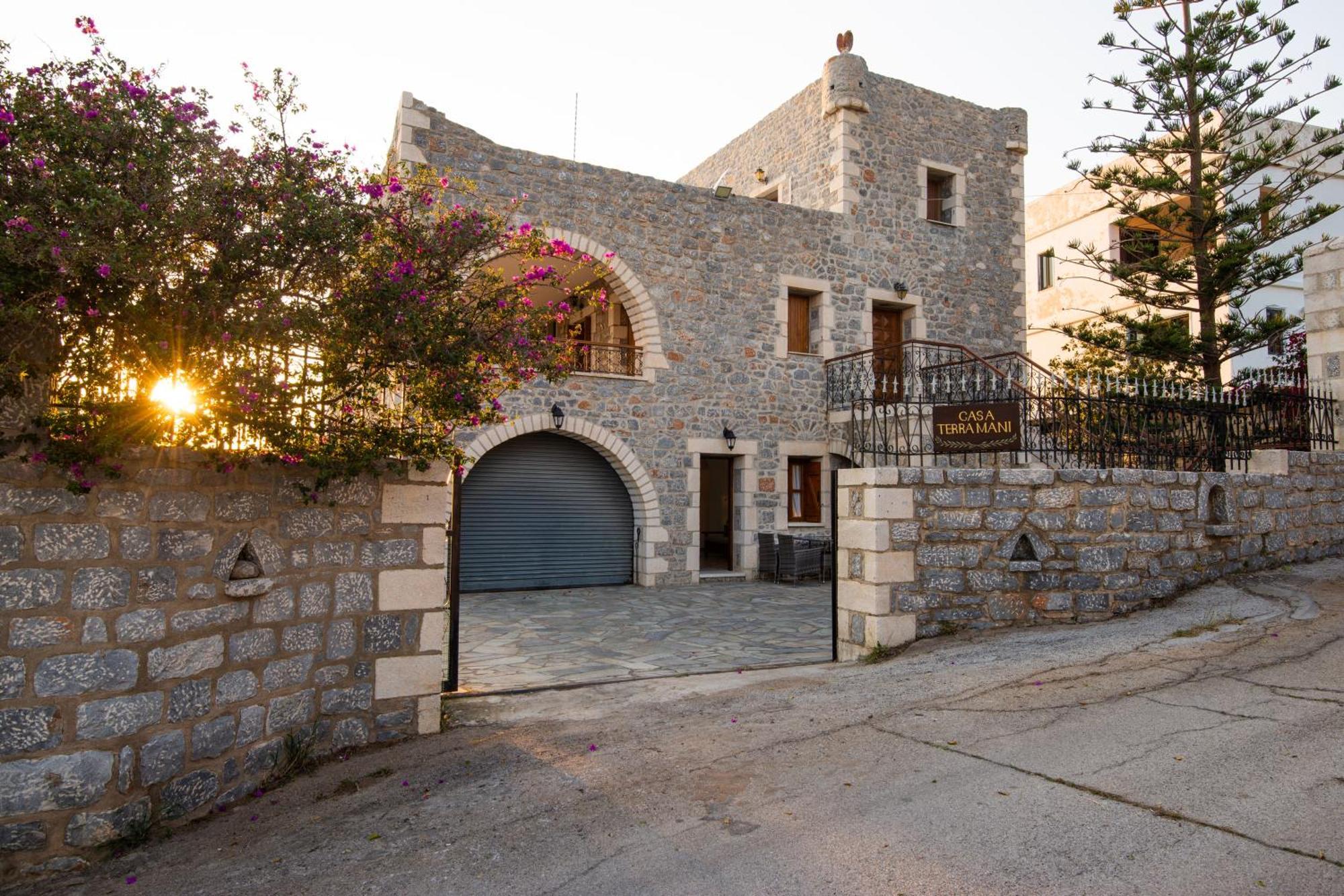 Casa Terra Mani Villa Álika Exterior photo